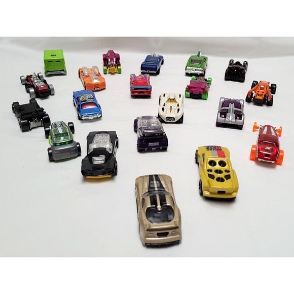Lot of 20 Die-Cast Plastic Cars Unique Models Assorted Colors Styles Hot Wheels - Picture 2 of 6